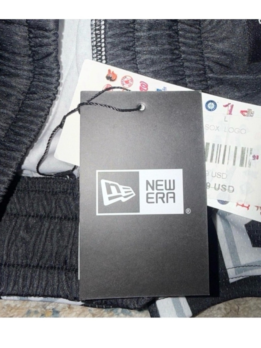 New Era Chicago Graphic Black Men's Athletic Shorts - Picture 3 of 10